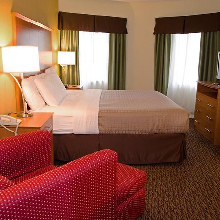 Clarion Hotel & Suites University-Shippensburg Zewnętrze zdjęcie
