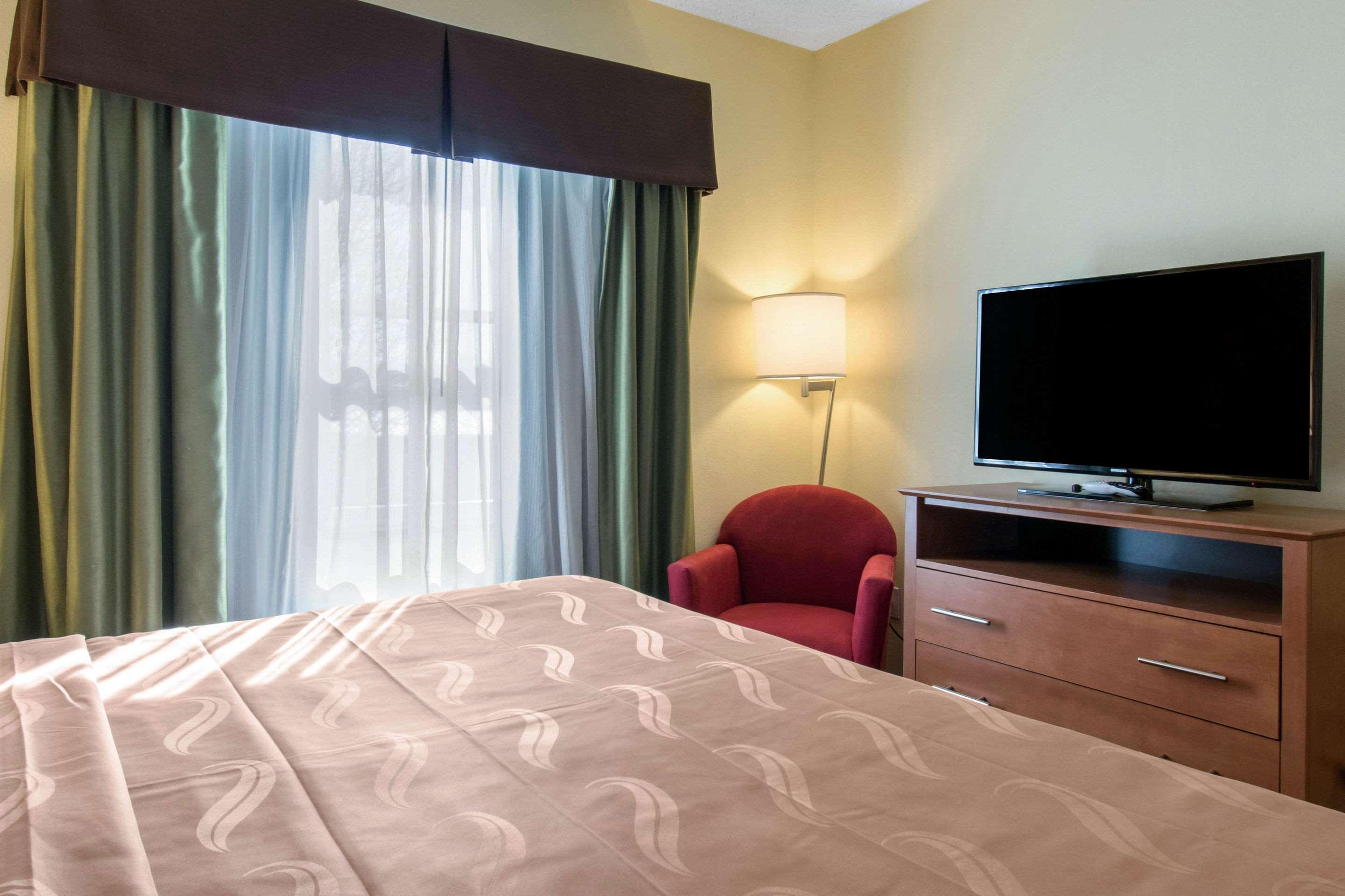 Clarion Hotel & Suites University-Shippensburg Zewnętrze zdjęcie