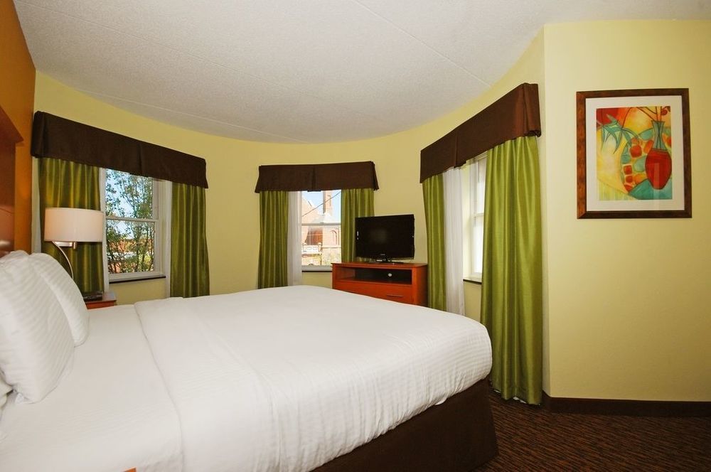 Clarion Hotel & Suites University-Shippensburg Pokój zdjęcie