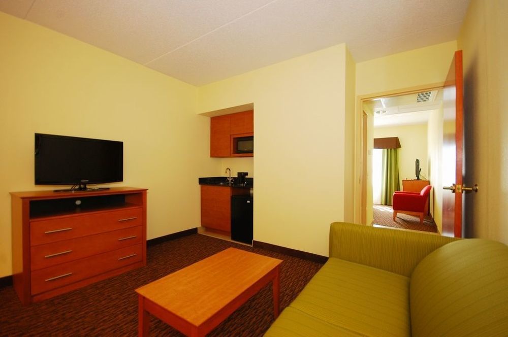 Clarion Hotel & Suites University-Shippensburg Pokój zdjęcie