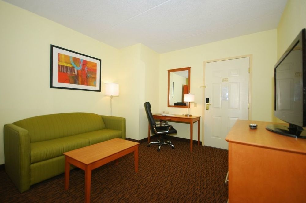 Clarion Hotel & Suites University-Shippensburg Pokój zdjęcie