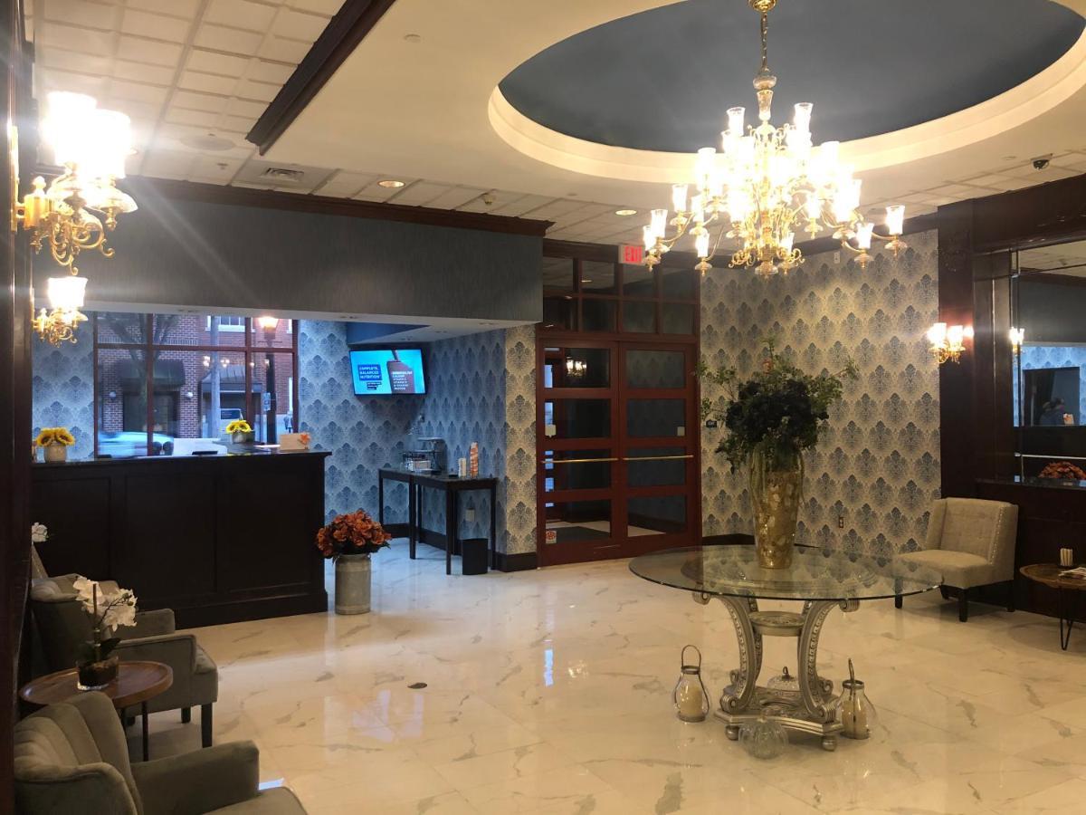 Clarion Hotel & Suites University-Shippensburg Zewnętrze zdjęcie